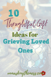 10 Thoughtful Gift Ideas for Grieving Loved Ones.How to give hope when losing a loved one. What a better time to give Hope when losing a loved one. They are hurt and grieving, however, God promises that He is close to the brokenhearted. #giftsforlossoflovedone #memories #sympathy